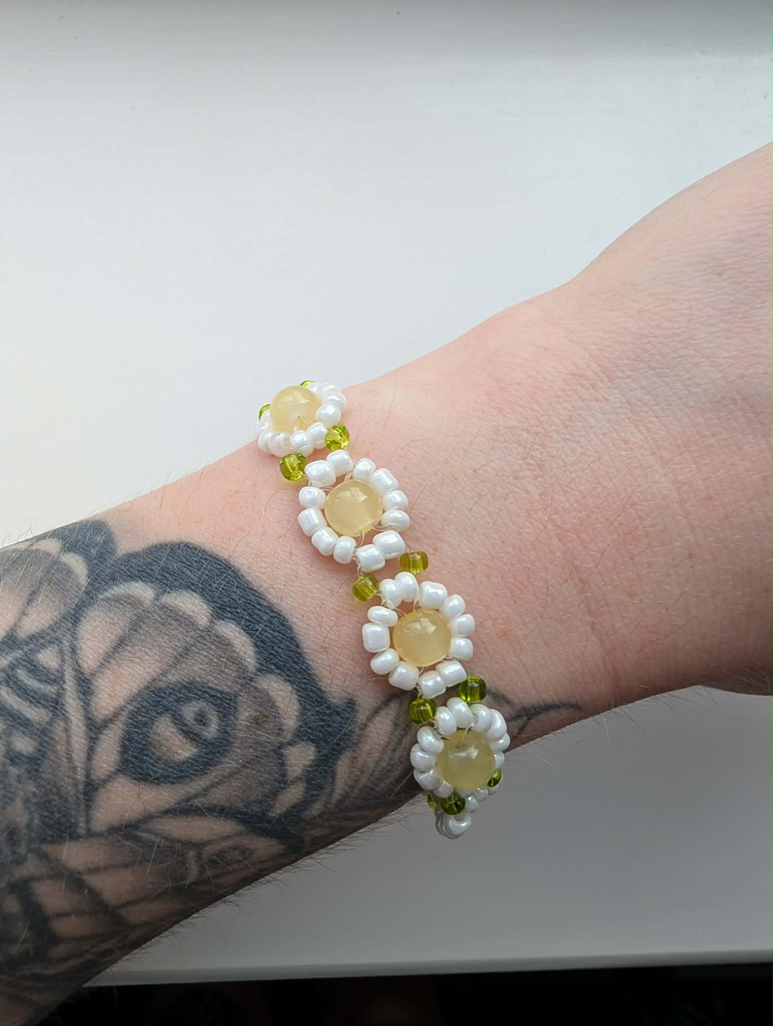 Daisy Beaded Bracelet